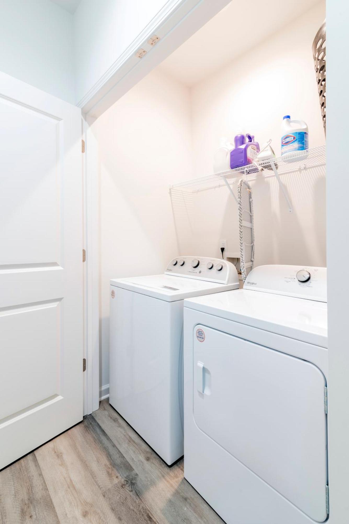 Chic 9 Min To Uptown Hot Tub & Private Yard *